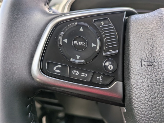 Vehicle image 17 of 45