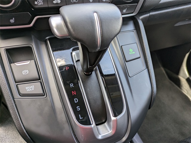 Vehicle image 21 of 45