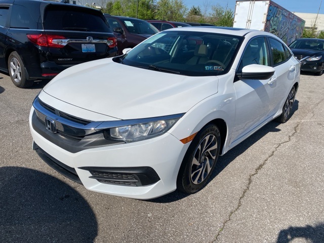 Vehicle image 1 of 32