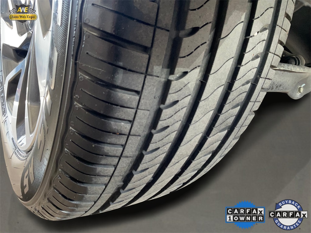 Vehicle image 51 of 57
