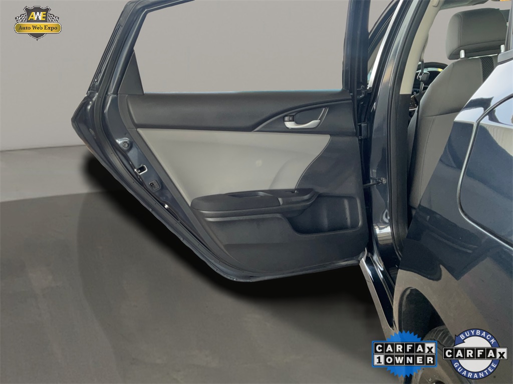 Vehicle image 11 of 57