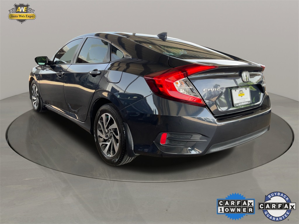 Vehicle image 6 of 57