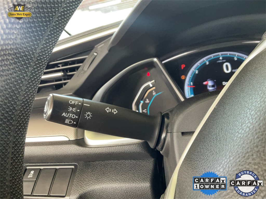 Vehicle image 40 of 57