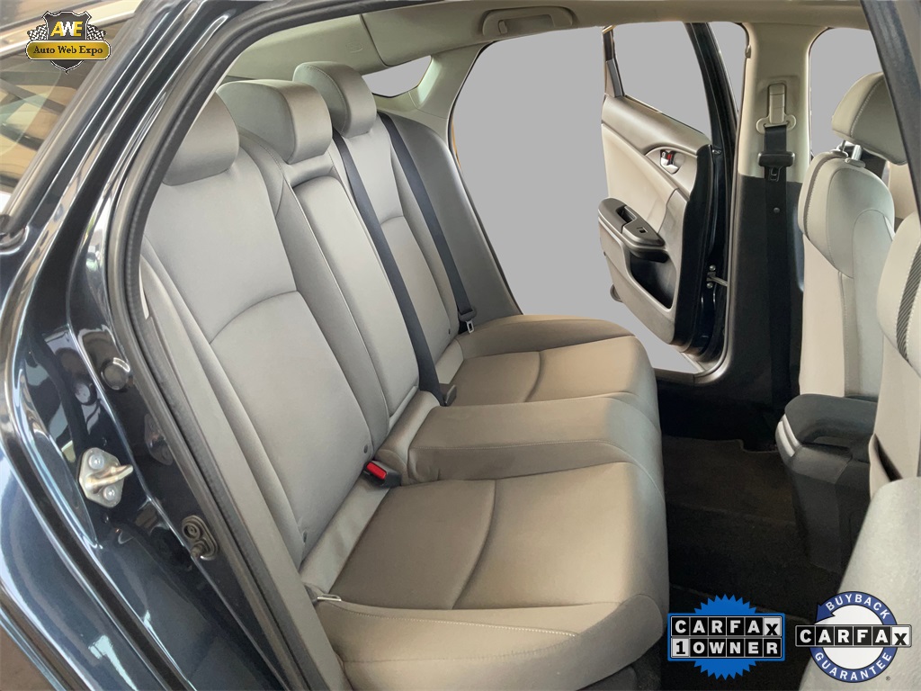 Vehicle image 18 of 57