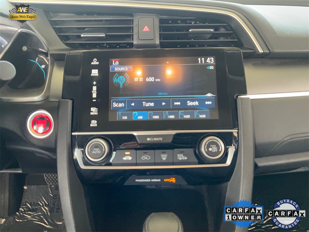 Vehicle image 31 of 57