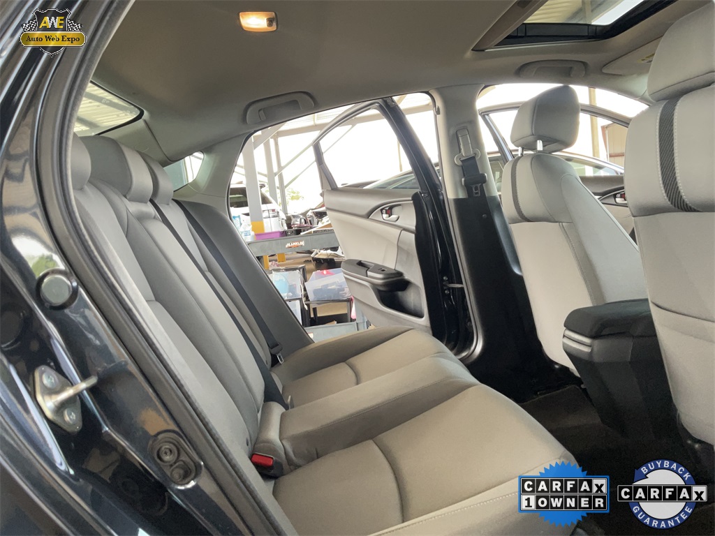 Vehicle image 17 of 57