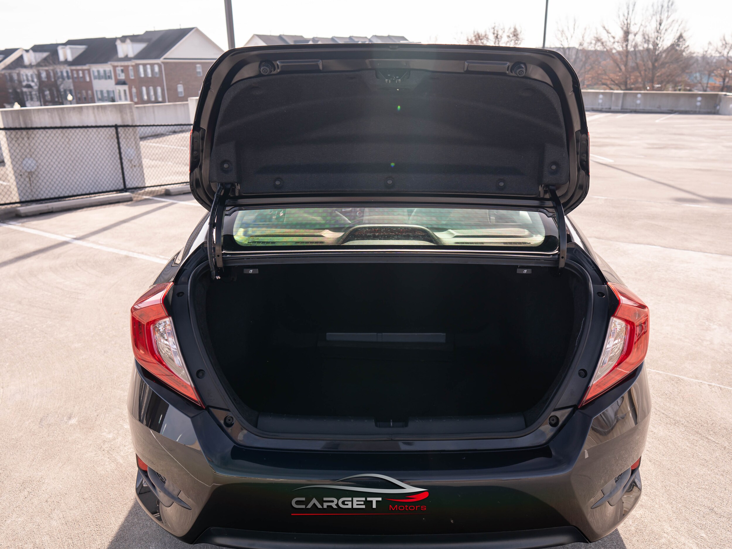 Vehicle image 40 of 45