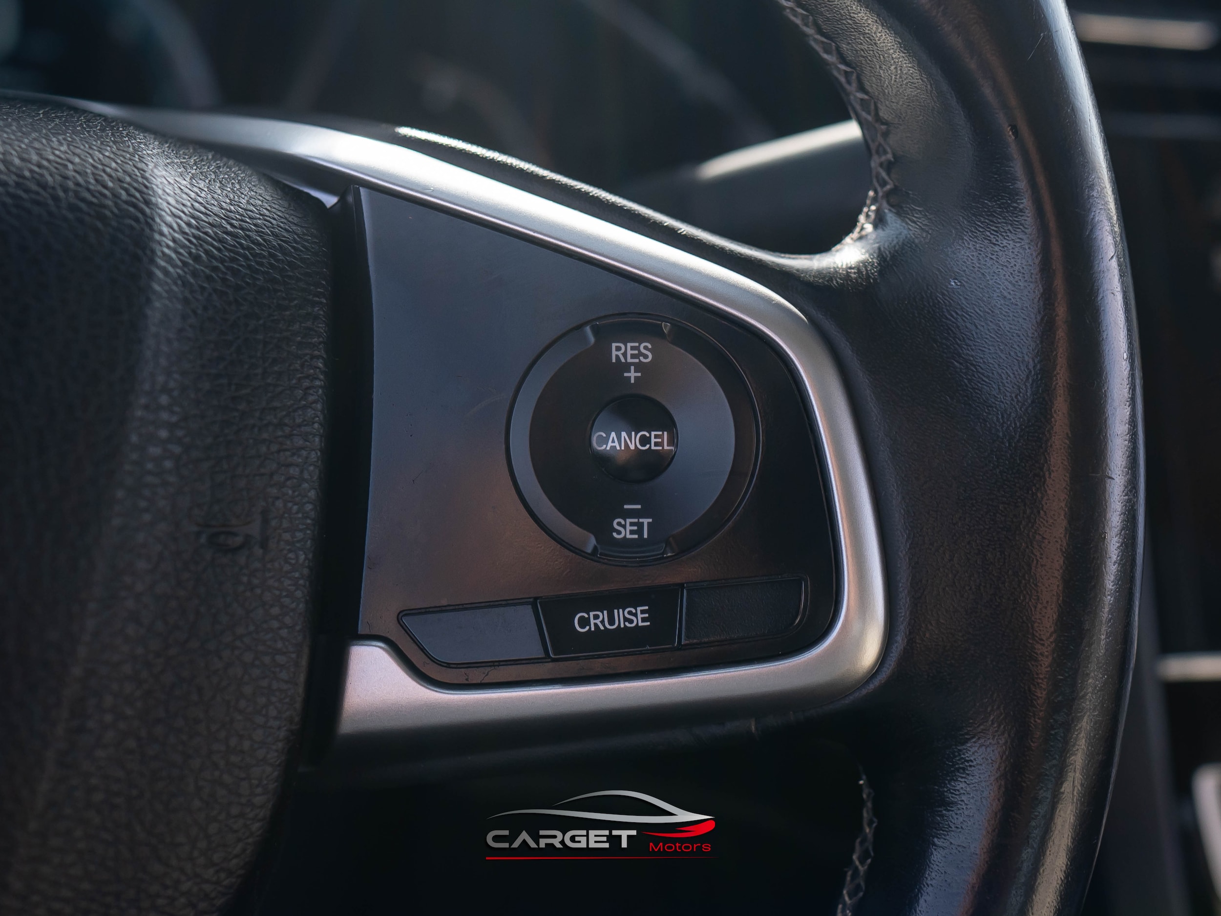 Vehicle image 22 of 45