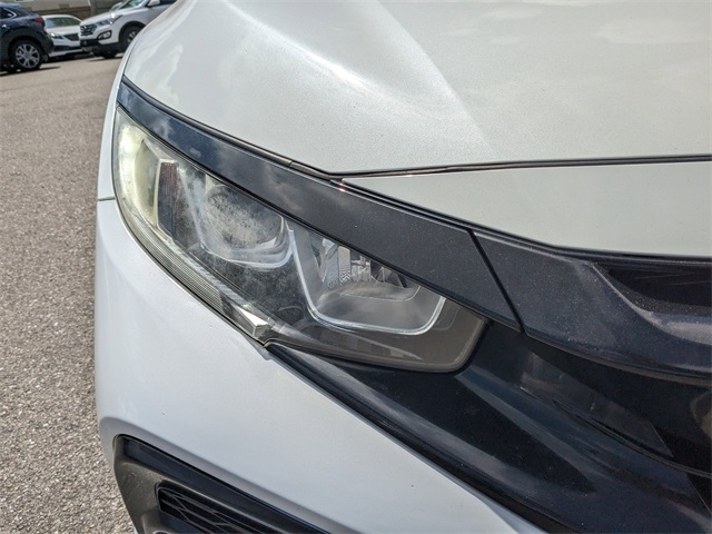 Vehicle image 10 of 26