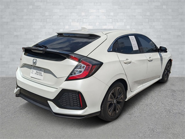 Vehicle image 6 of 26