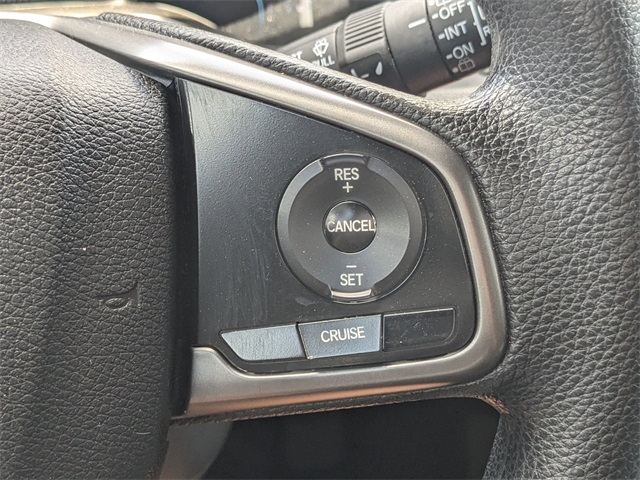Vehicle image 24 of 26