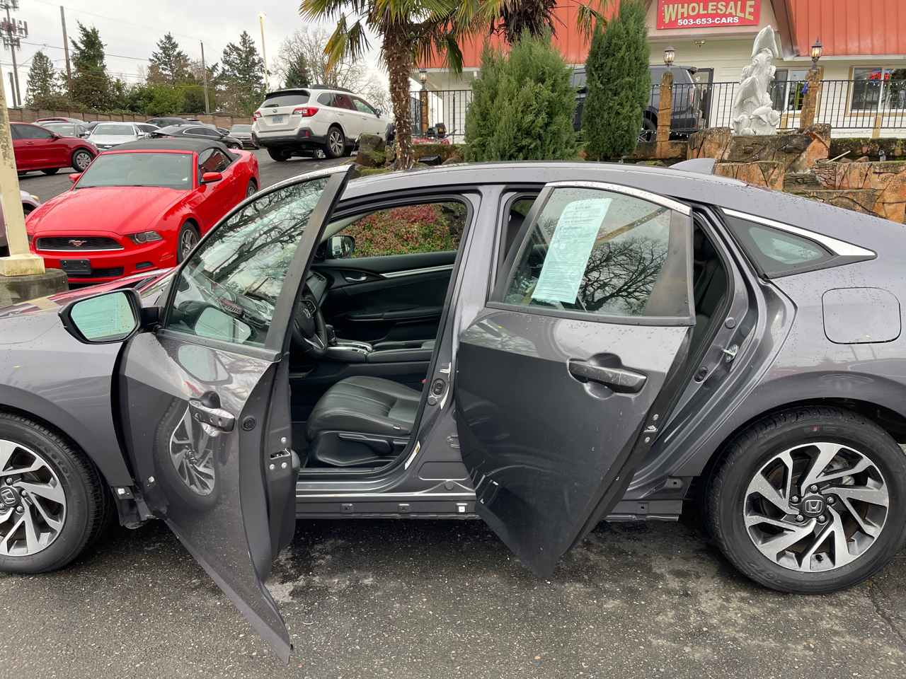 Vehicle image 8 of 25