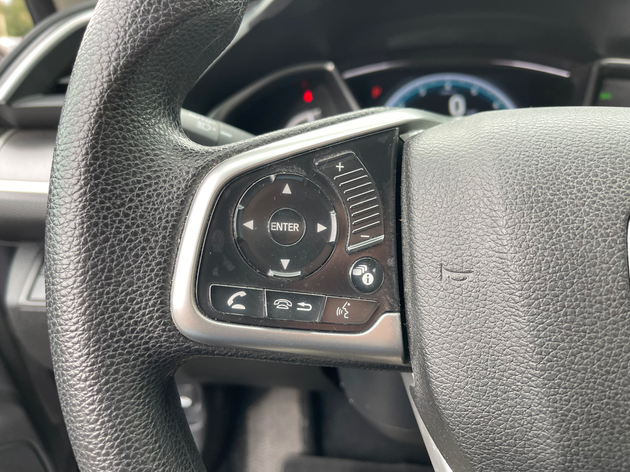 Vehicle image 25 of 25