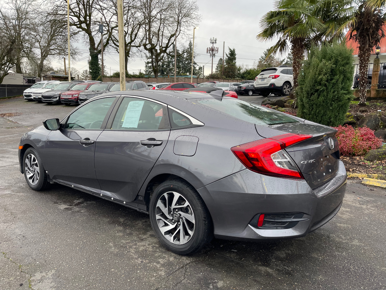 Vehicle image 7 of 25