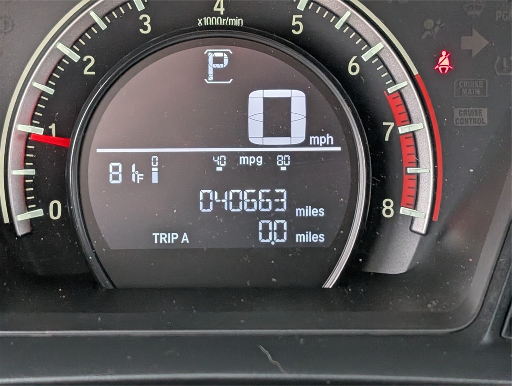 Vehicle image 22 of 25