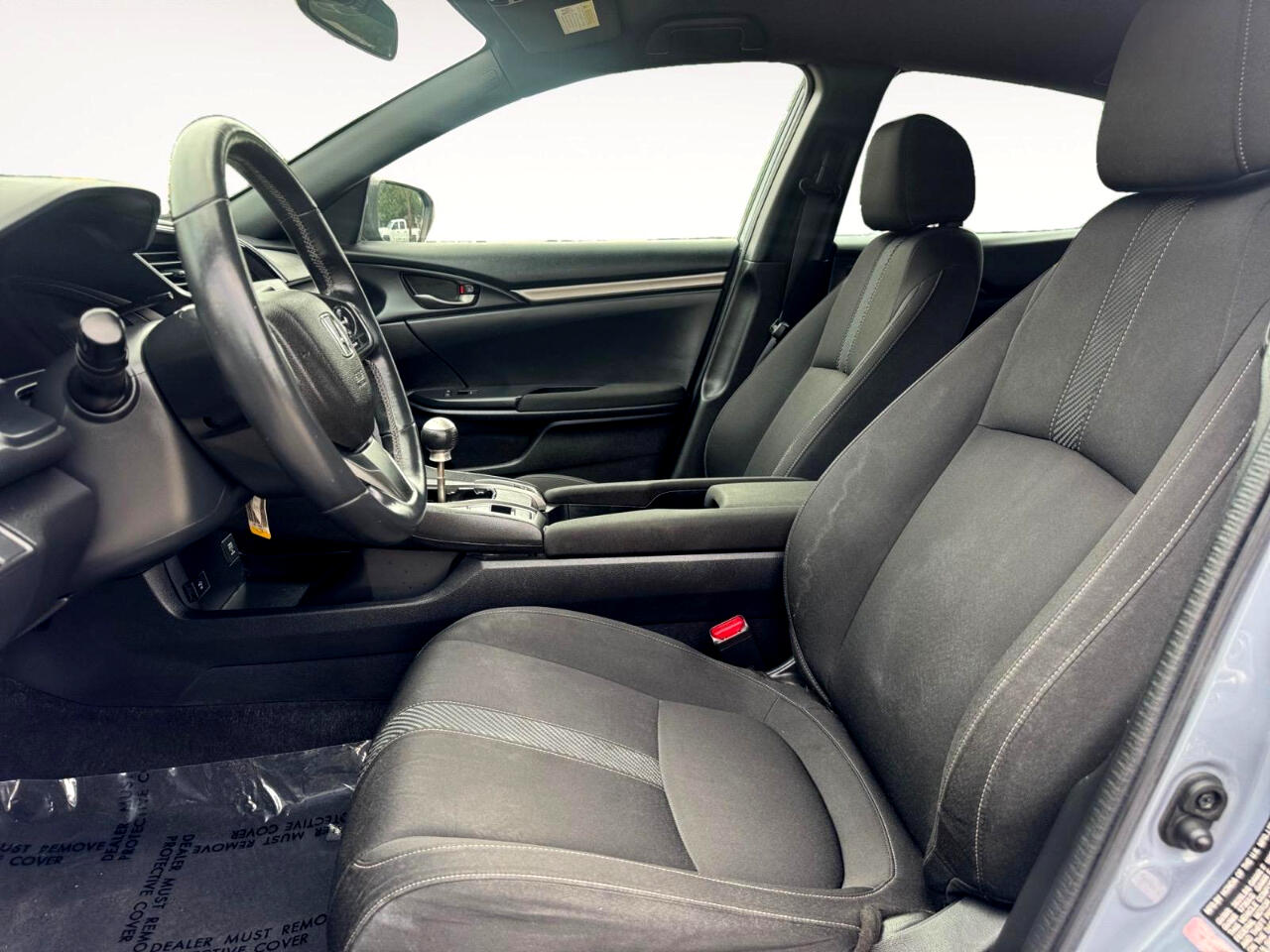 Vehicle image 19 of 25