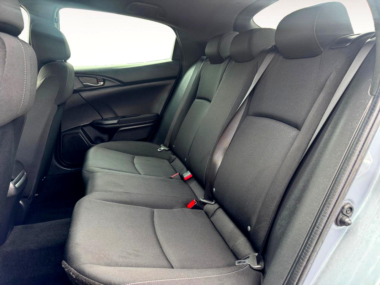 Vehicle image 24 of 25
