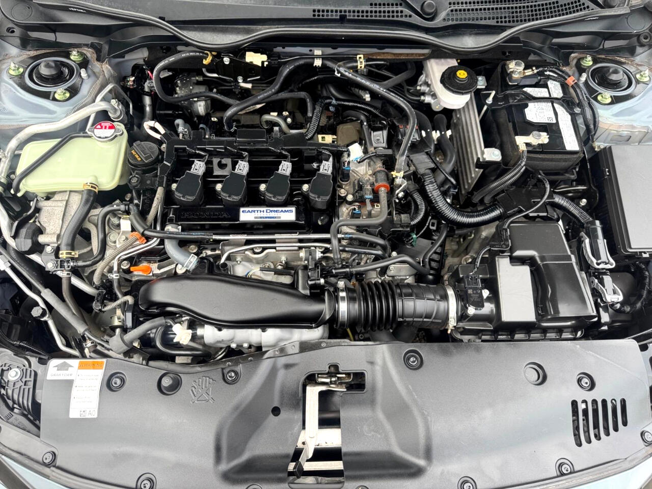 Vehicle image 16 of 25