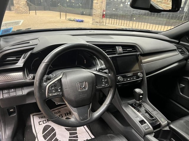 Vehicle image 16 of 36