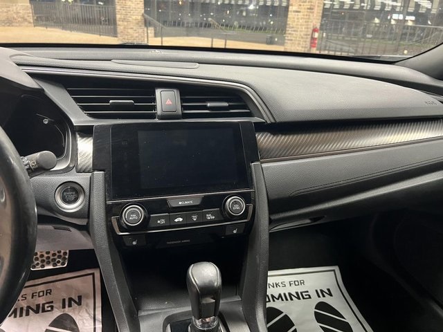 Vehicle image 19 of 36