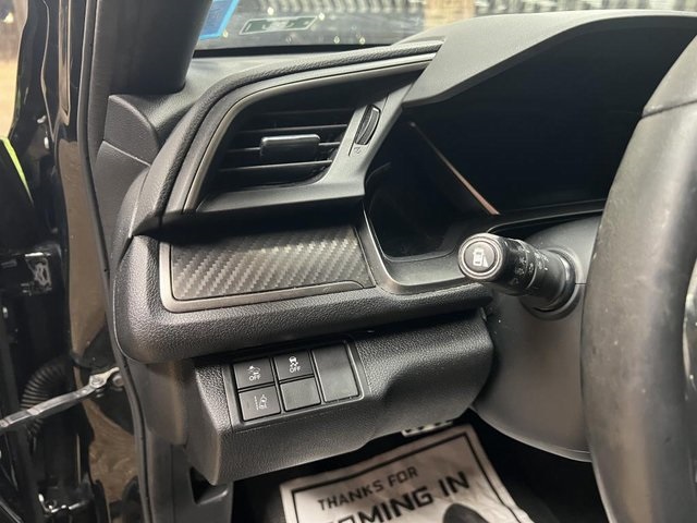 Vehicle image 17 of 36