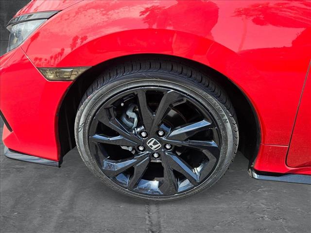 Vehicle image 23 of 25
