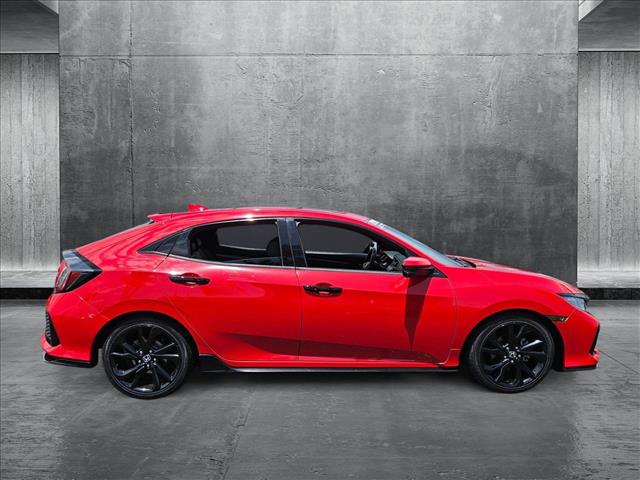 Vehicle image 4 of 25