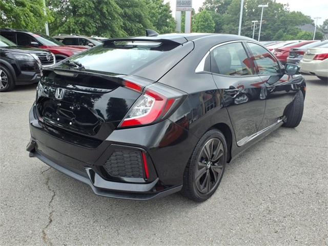 Vehicle image 4 of 20