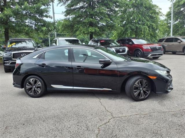 Vehicle image 3 of 20