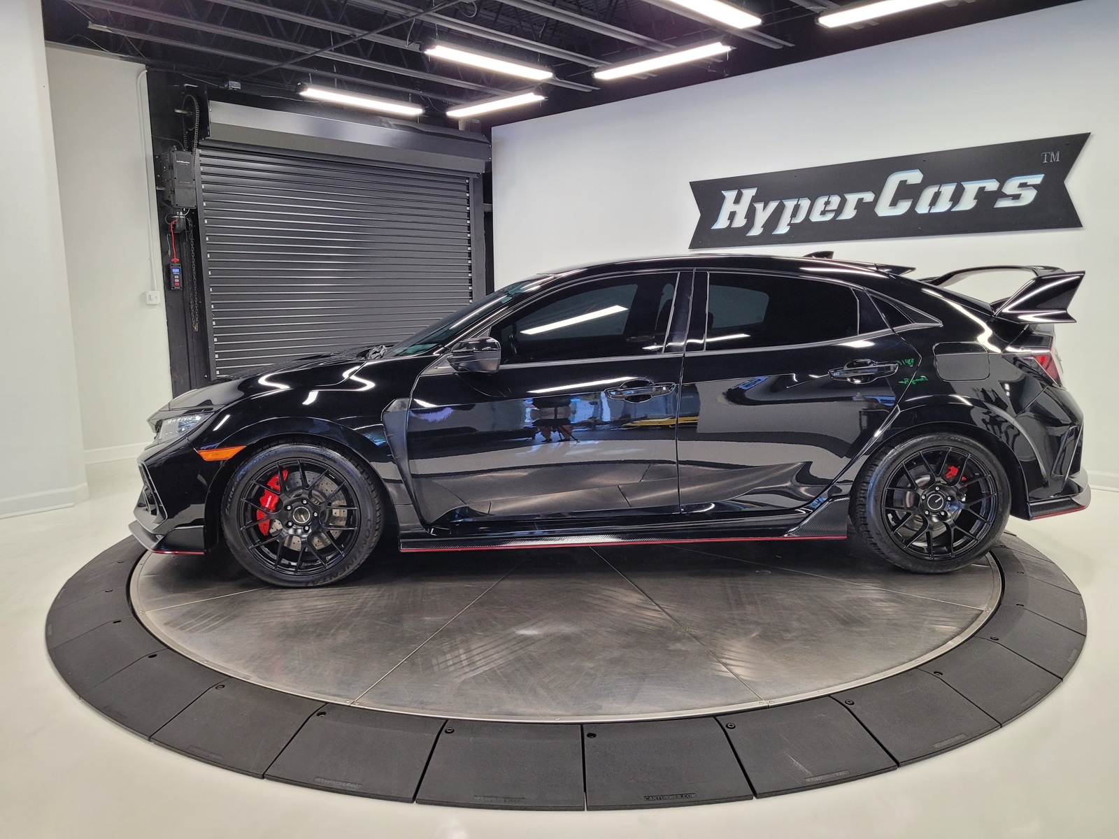 Vehicle image 9 of 58