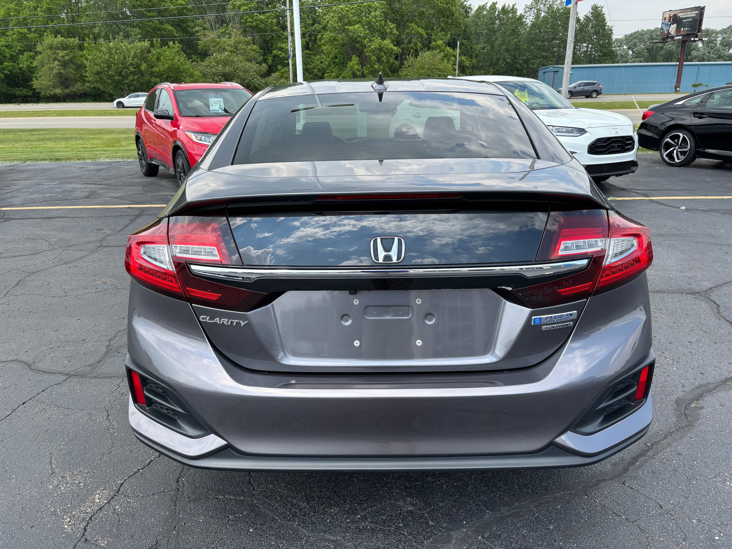 Vehicle image 6 of 23