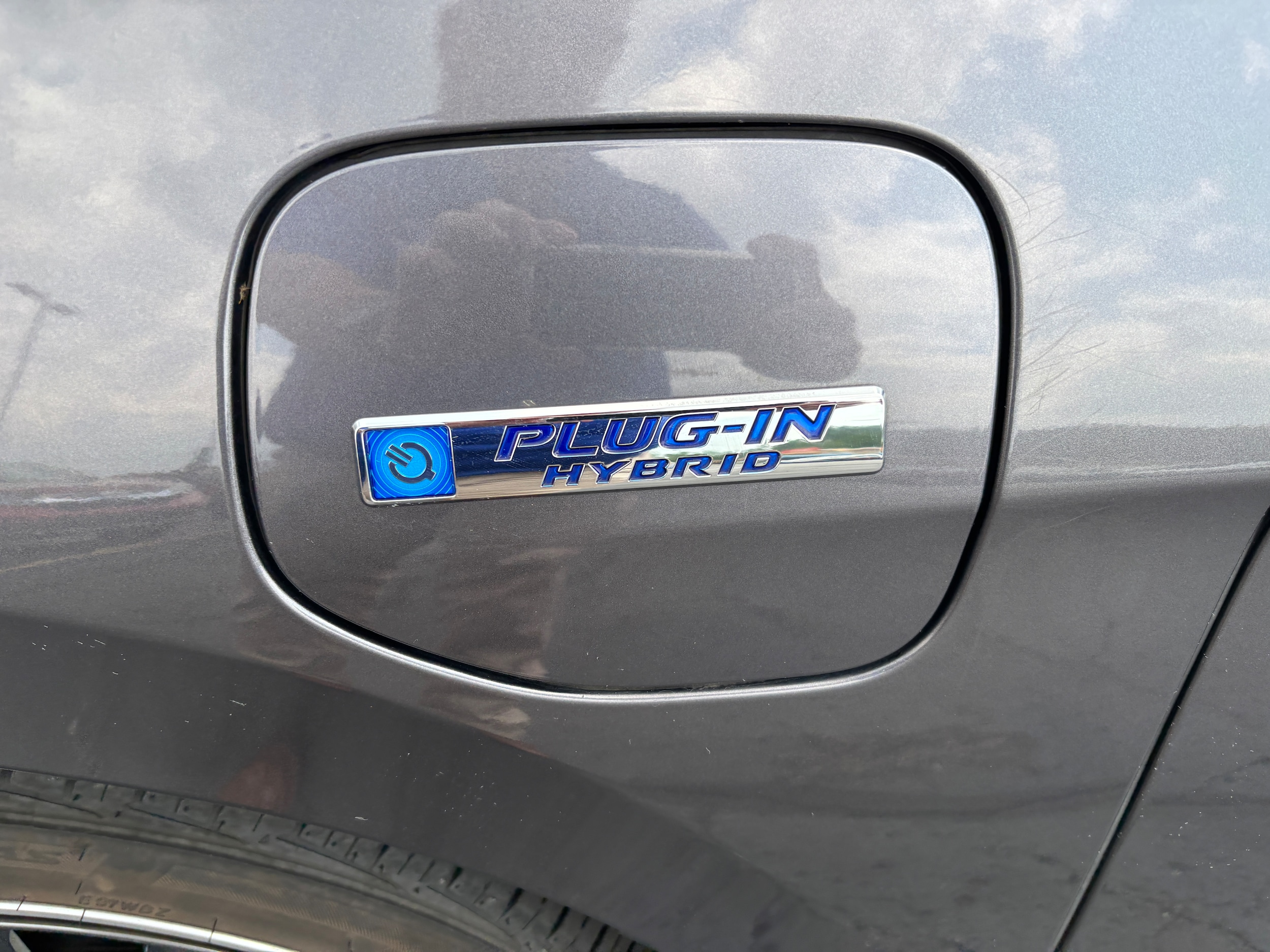 Vehicle image 9 of 23