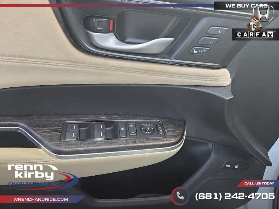 2018 Honda Clarity Plug-In Hybrid Touring Image 25 of 35