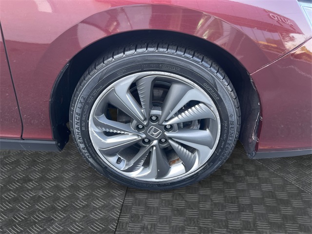 Vehicle image 11 of 36