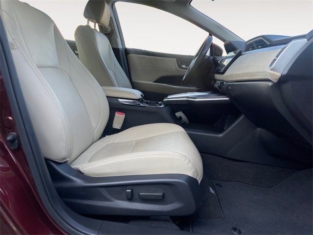 Vehicle image 19 of 36