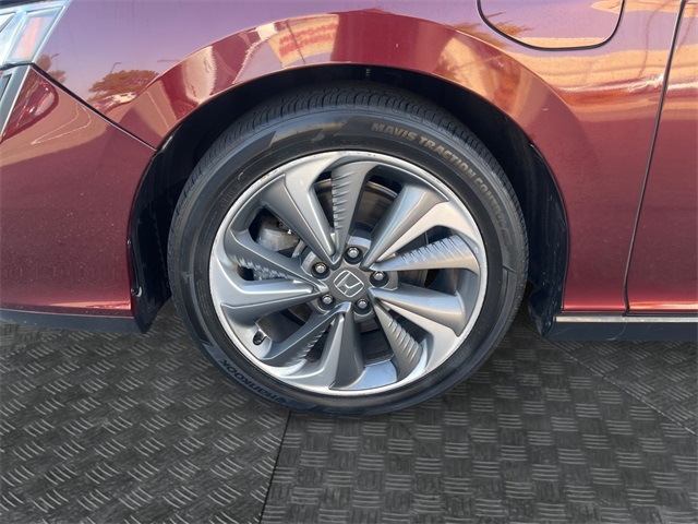 Vehicle image 10 of 36