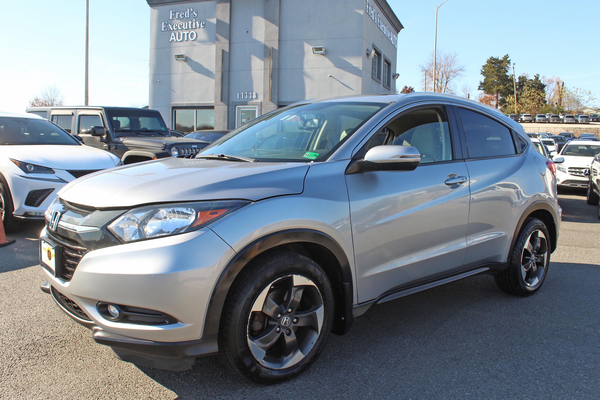 2018 Honda HR-V EX-L Navigation Image 1 of 18