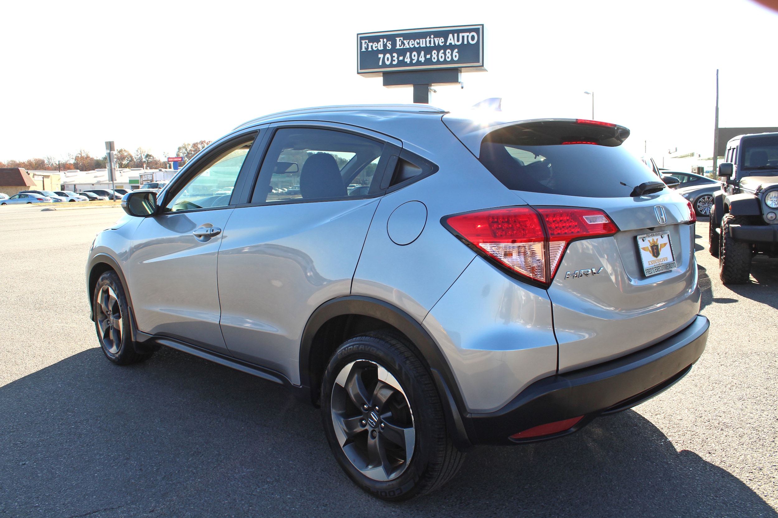 2018 Honda HR-V EX-L Navigation Image 6 of 18