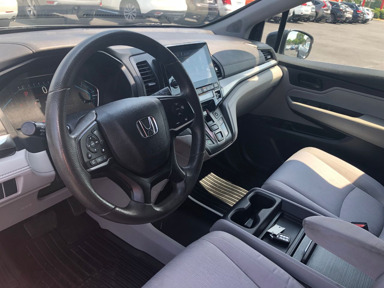 Vehicle image 19 of 36