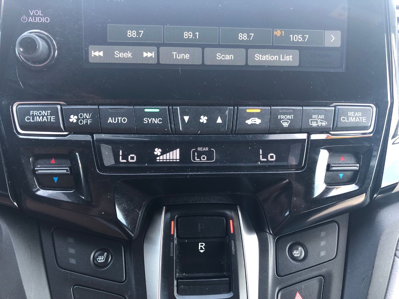 Vehicle image 26 of 36