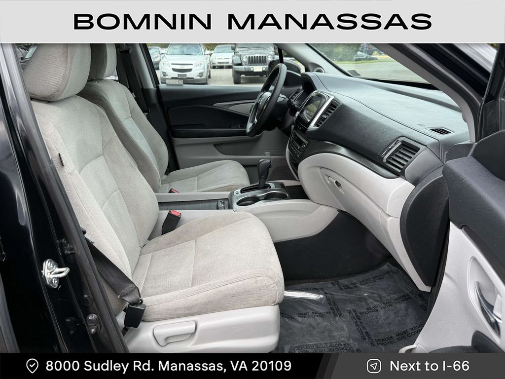 2018 Honda Pilot EX Image 19 of 31