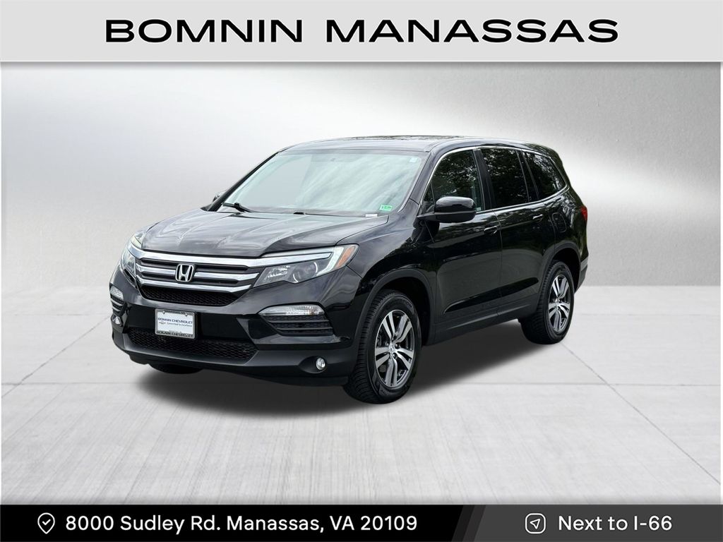 2018 Honda Pilot EX Image 1 of 31