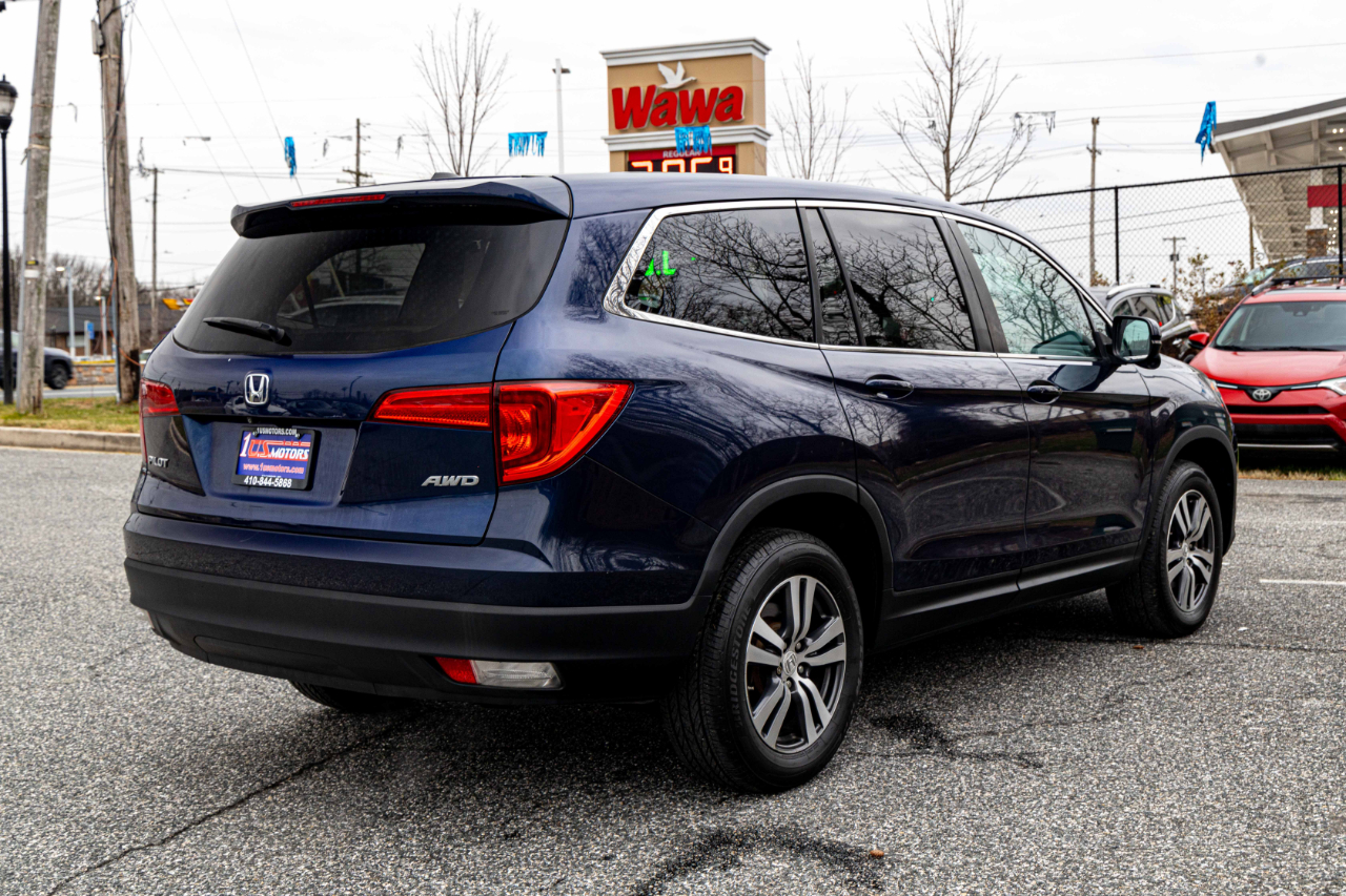 Vehicle image 6 of 26