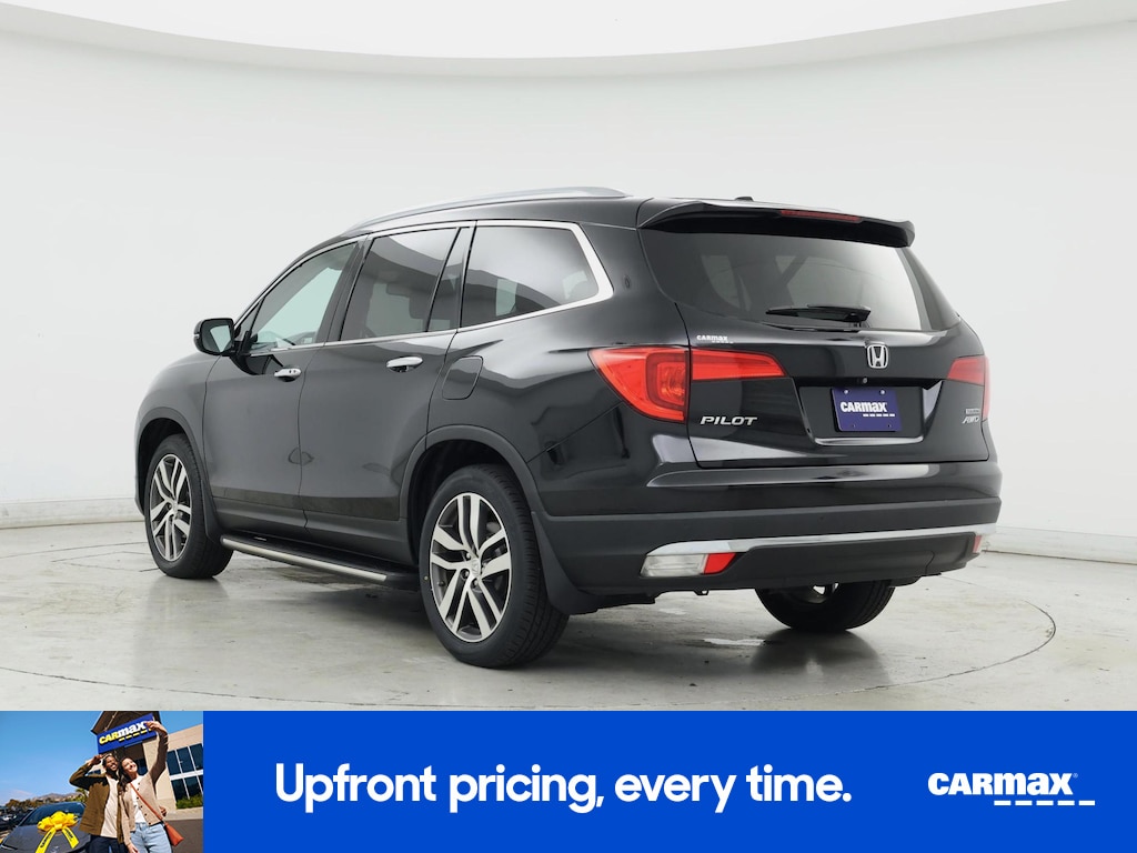 2018 Honda Pilot Touring Image 6 of 24