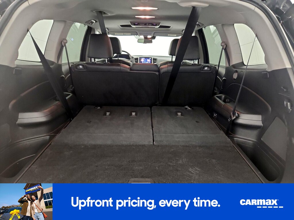 2018 Honda Pilot Touring Image 8 of 24