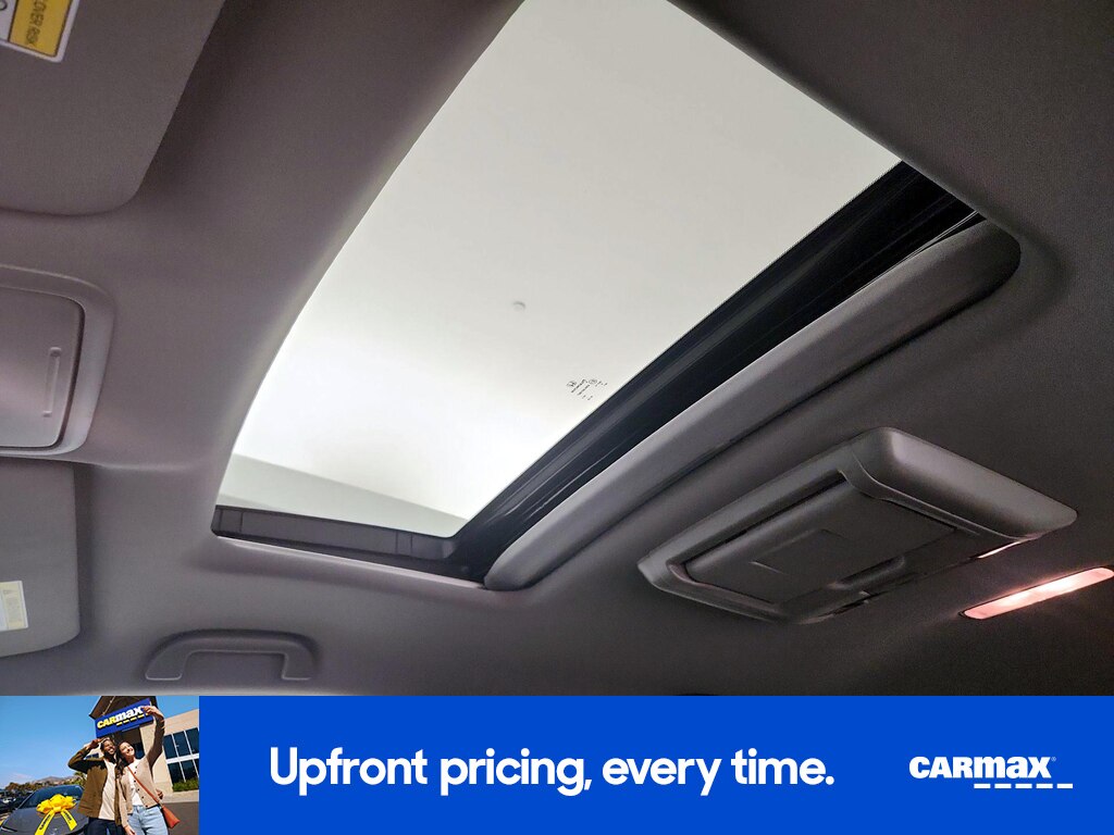 2018 Honda Pilot Touring Image 24 of 24