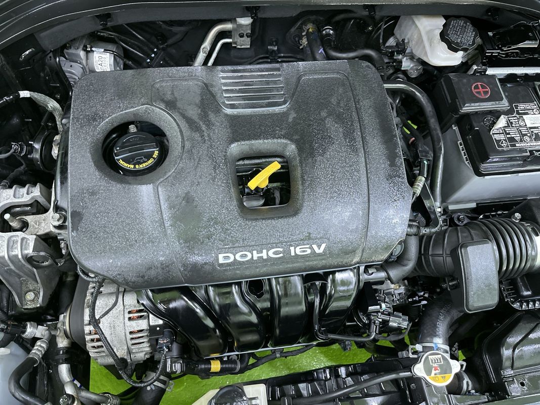 Vehicle image 17 of 17