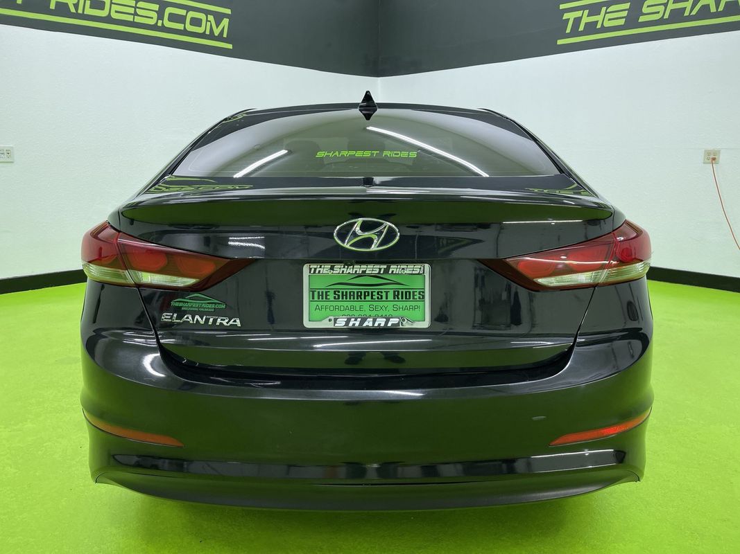 Vehicle image 10 of 17