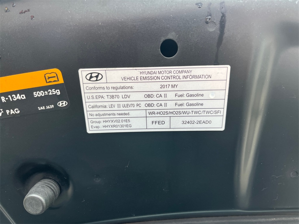 Vehicle image 29 of 34
