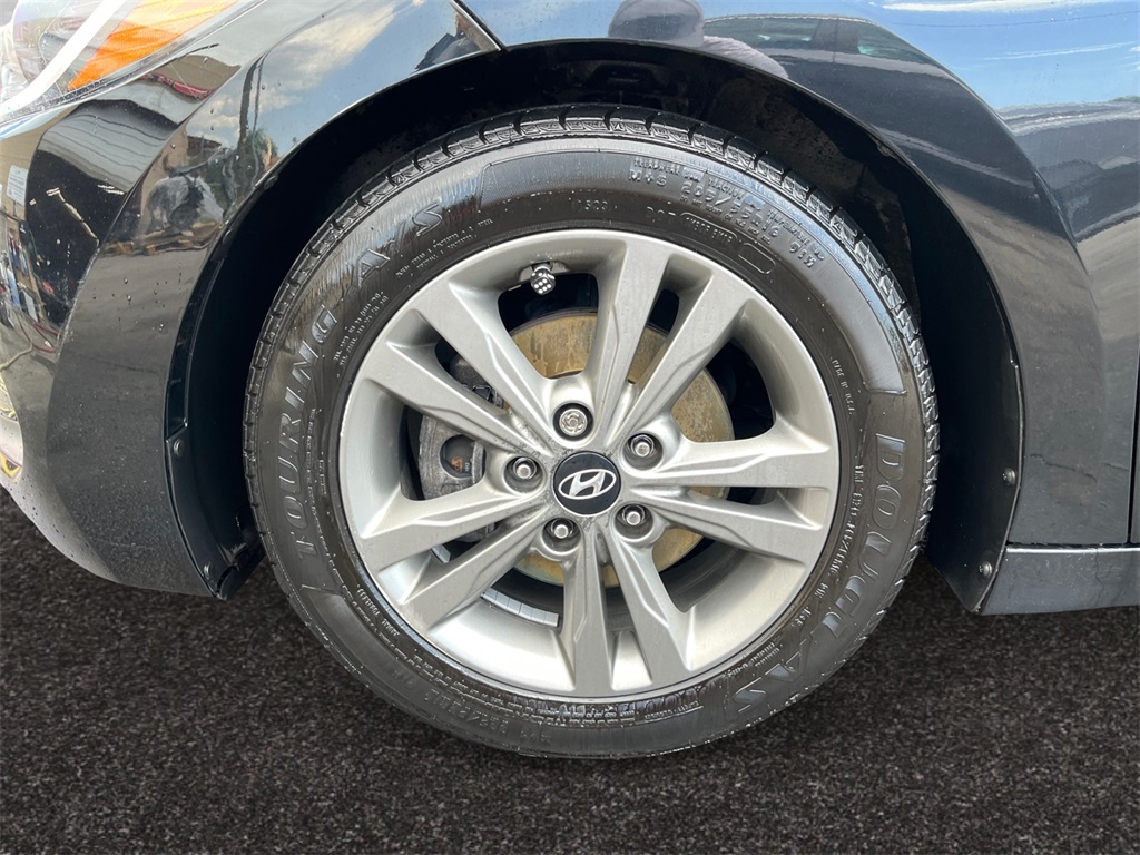 Vehicle image 12 of 34
